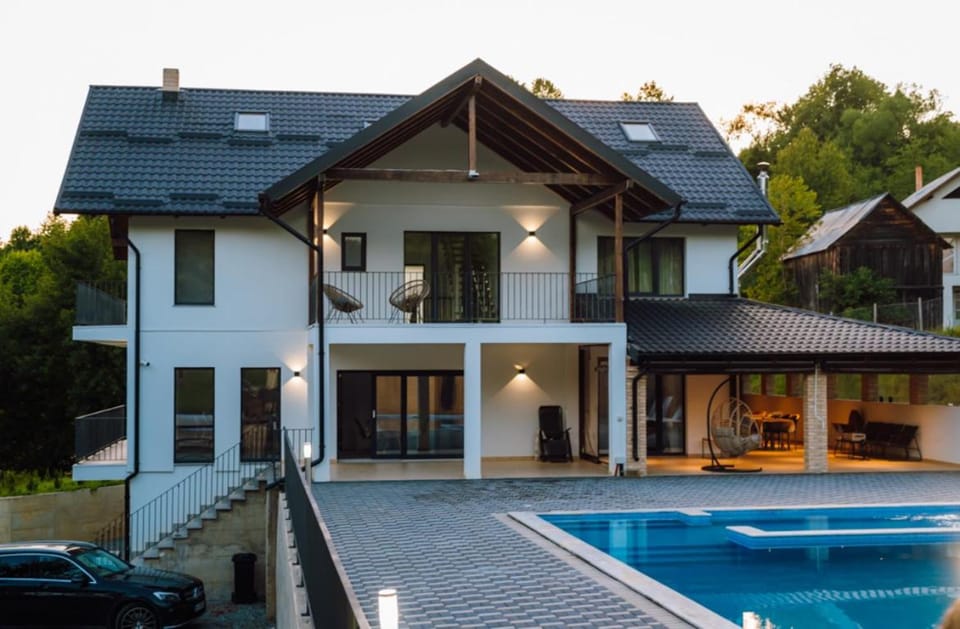 Dimar Retreat Villa Bed and Breakfast in Romania