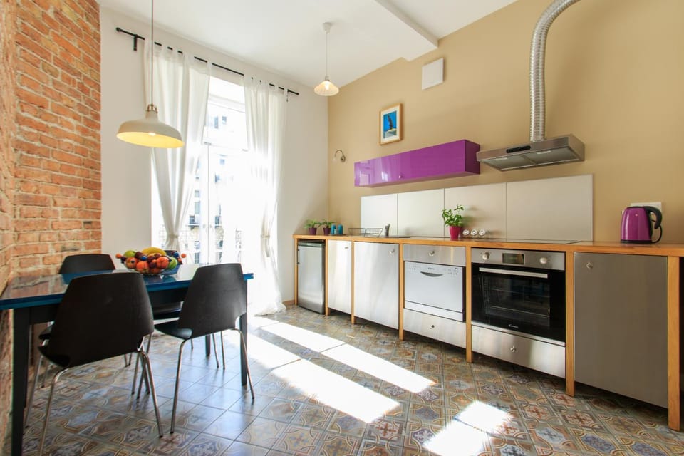 Rental Apartments Wilcza Apartment in Warsaw