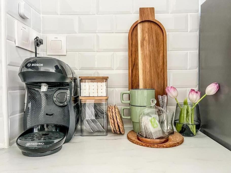 Coffee/tea facilities, Kitchen or kitchenette