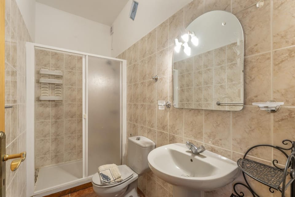 Bathroom, Living room