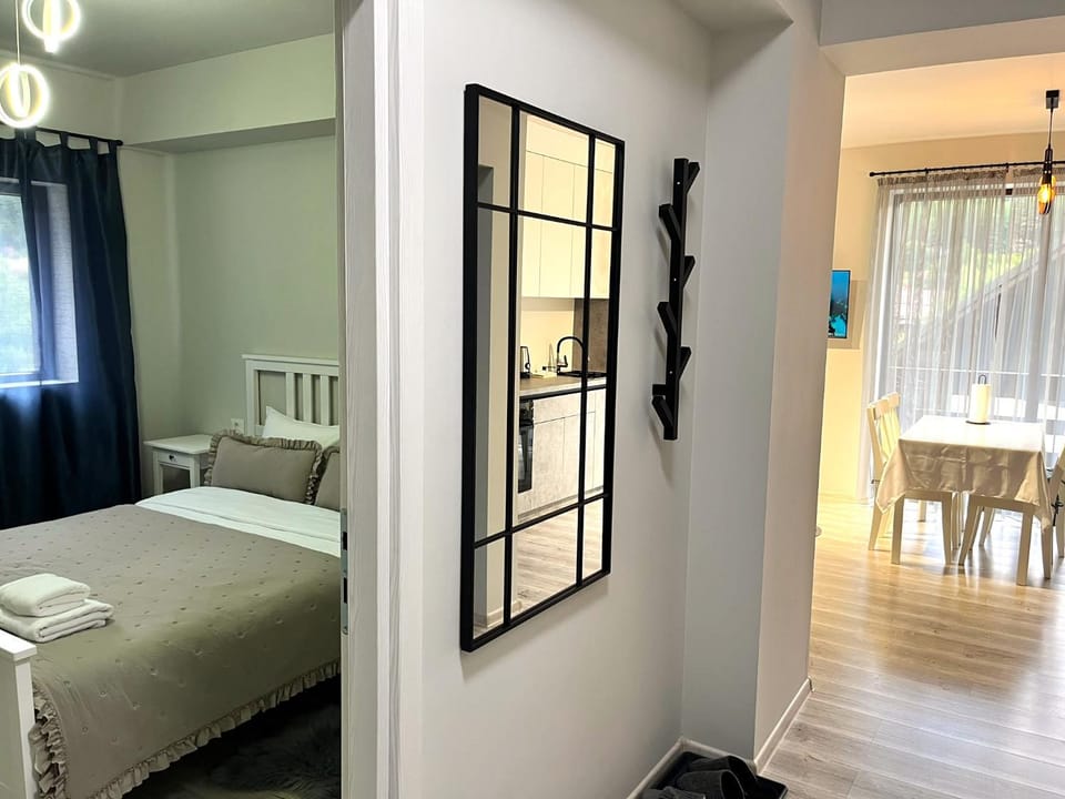 Bed, Living room, Dining area, Bedroom, towels, wardrobe