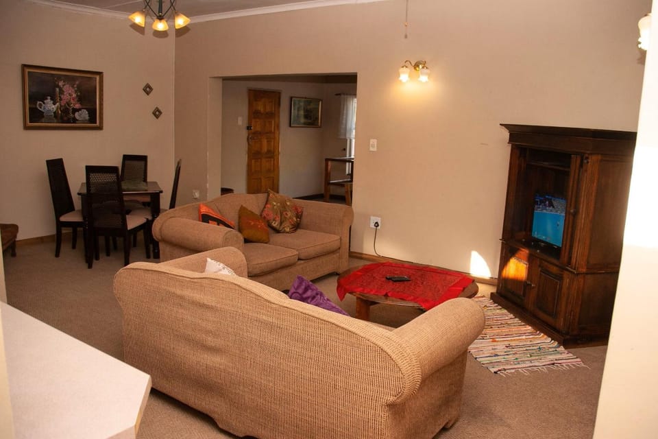 Cairos Guest House Country House in South Africa
