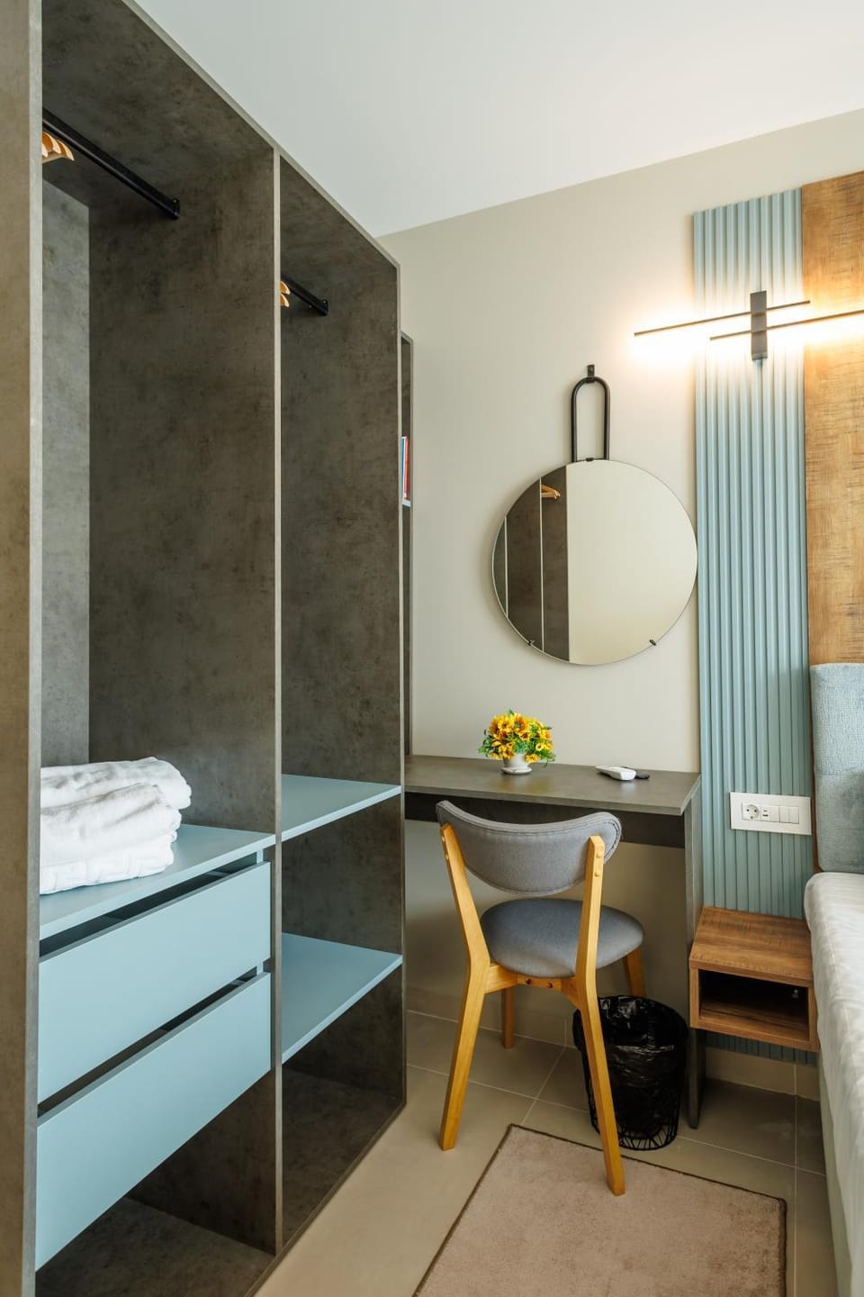 Bed, wardrobe