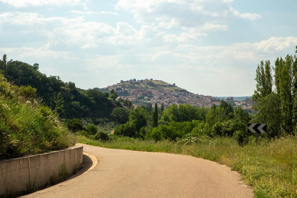 Nearby landmark, Natural landscape