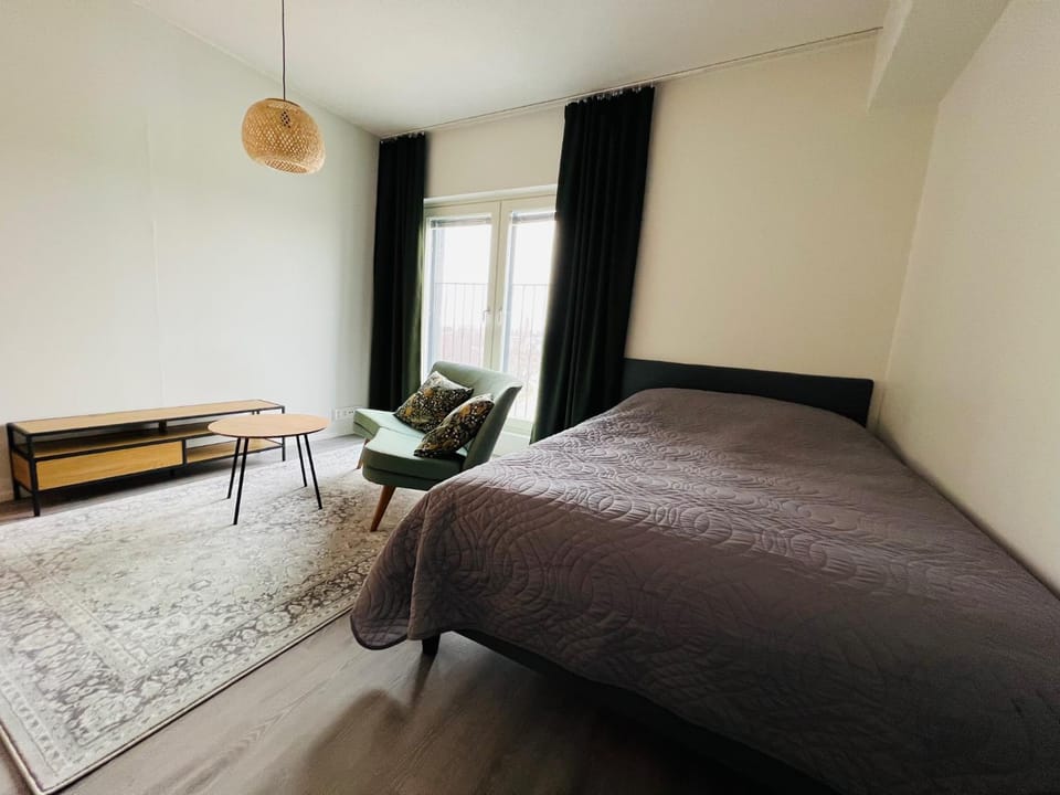 Bed, Living room, Seating area