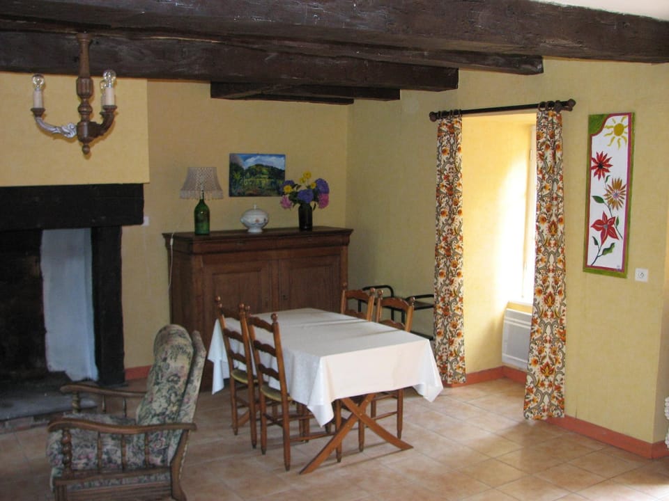 Living room, Banquet/Function facilities, Dining area
