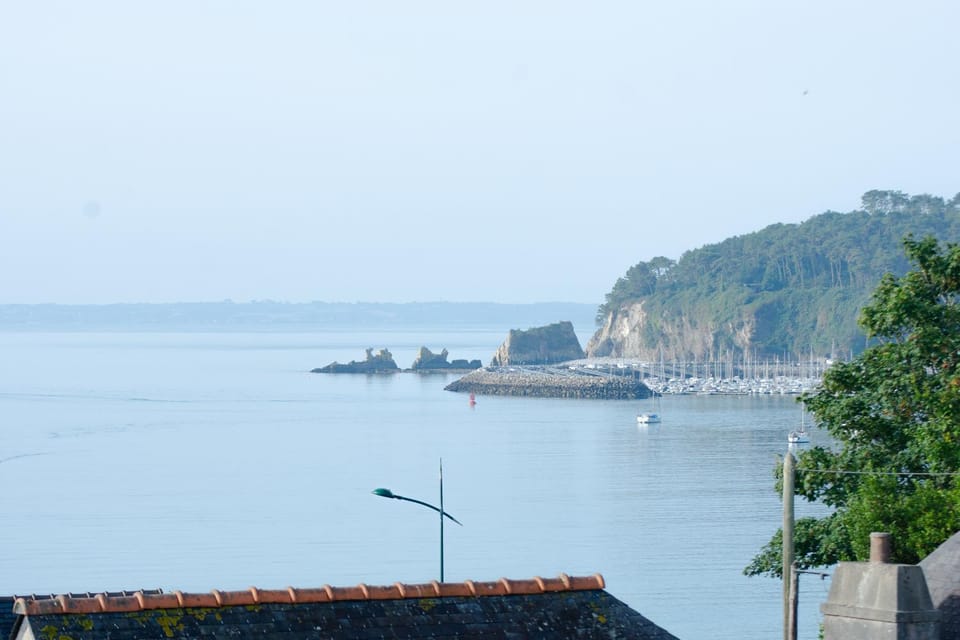 Nearby landmark, Natural landscape, Sea view