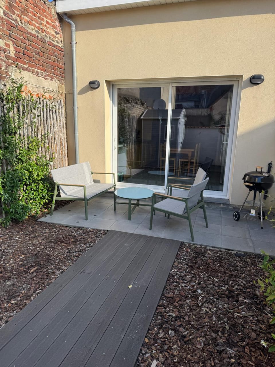 Garden, Balcony/Terrace