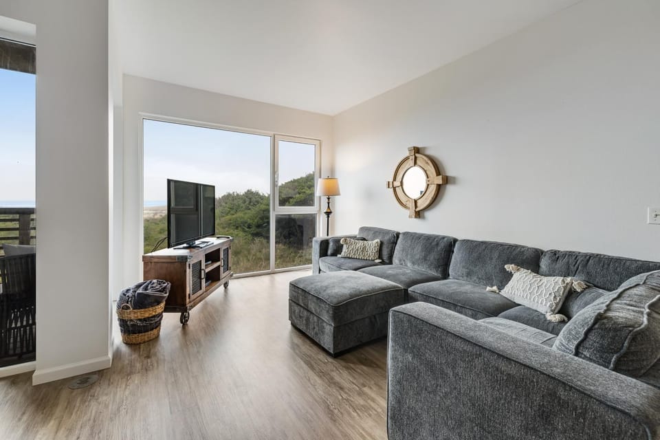 The Oyster Bay Condo 107 Apartment in Rockaway Beach