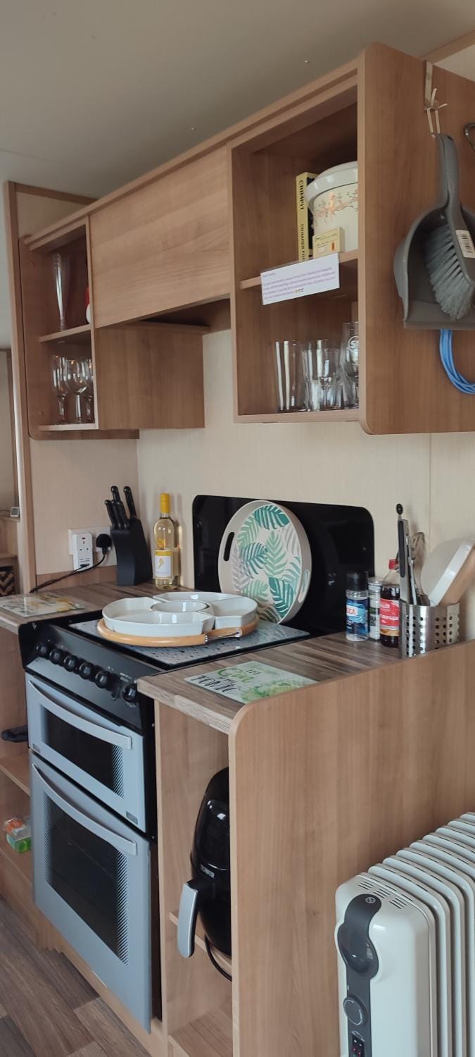 Kitchen or kitchenette, stove