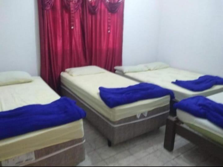 Casa a 750 metros da basilica Apartment in State of São Paulo