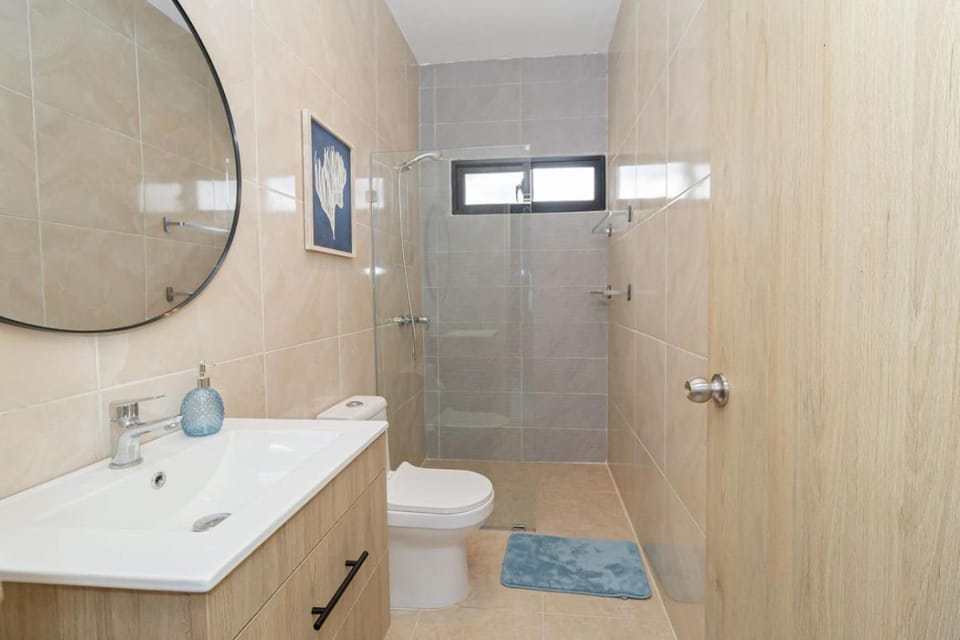 Shower, Toilet, Bathroom