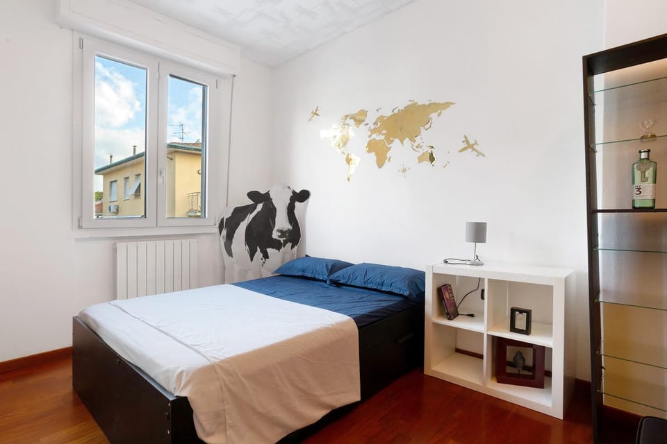Living room, Bedroom