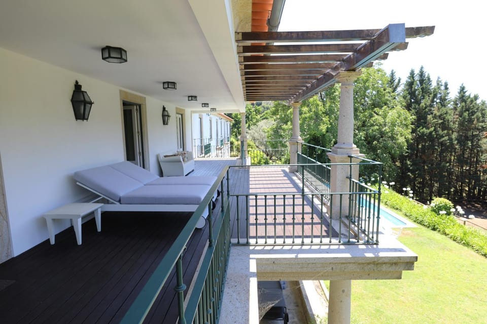 Balcony/Terrace, sunbed