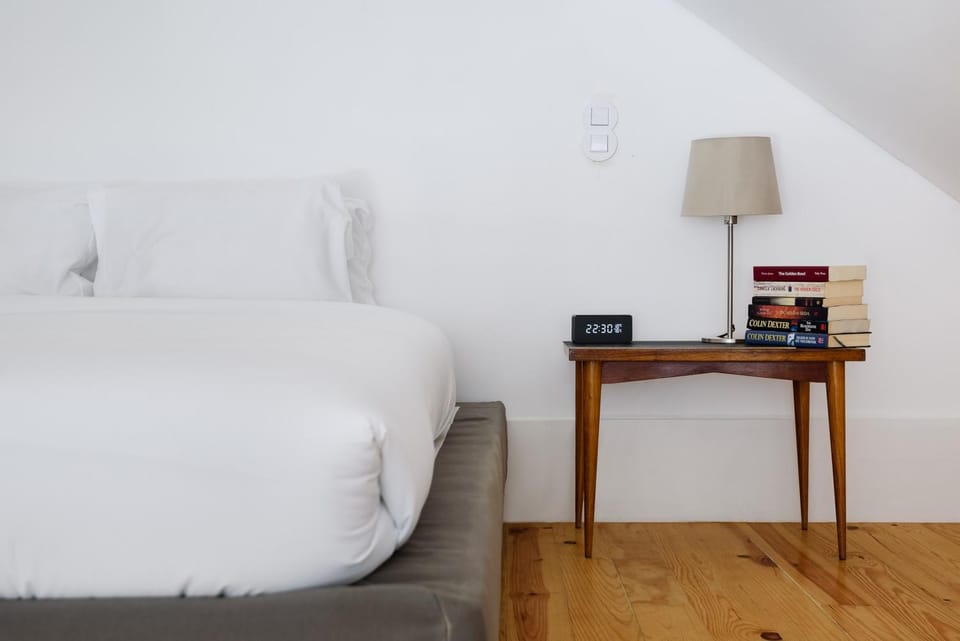 Cool Alegria Loft Mezzanine Retreat Apartment in Porto