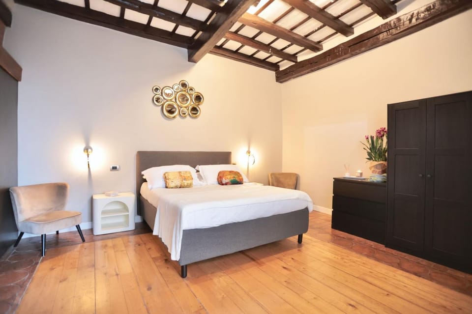 Living room, Bedroom