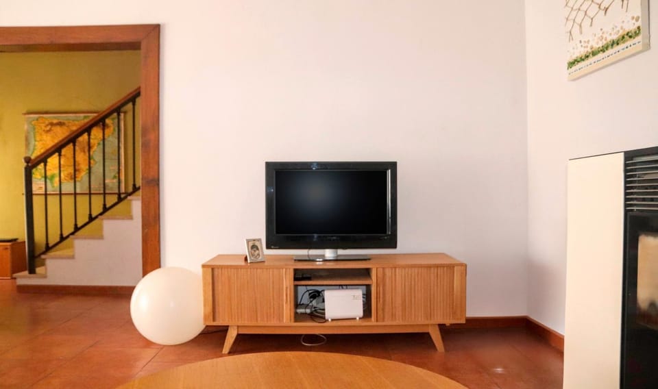 Communal lounge/ TV room, TV and multimedia, Evening entertainment