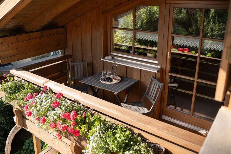 Balcony/Terrace, Garden view