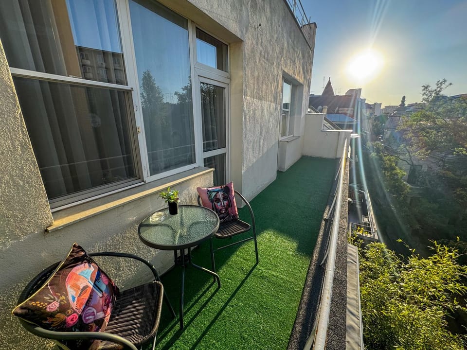 Balcony/Terrace, Seating area