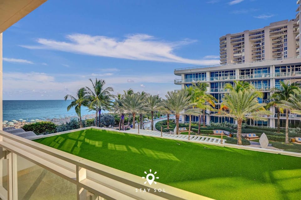 Spectacular 1-Bedroom Sea View Luxury & Comfort Apartment in Miami Beach
