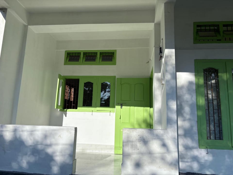 Kuwoli AC unit Apartment in India