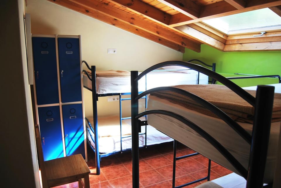 bunk bed