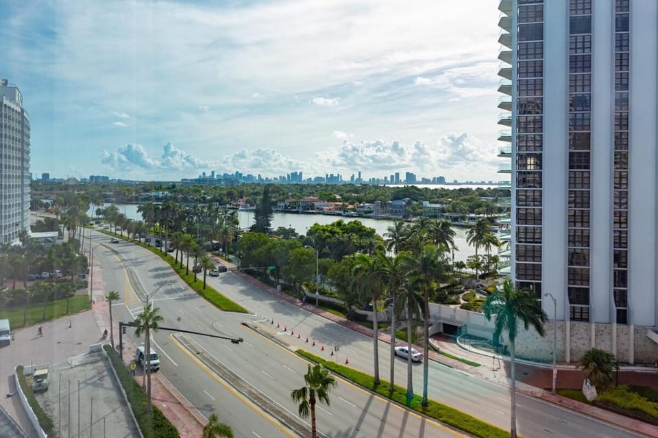UNIT #908 Castle Beach Club Condominium Apartment in Miami Beach