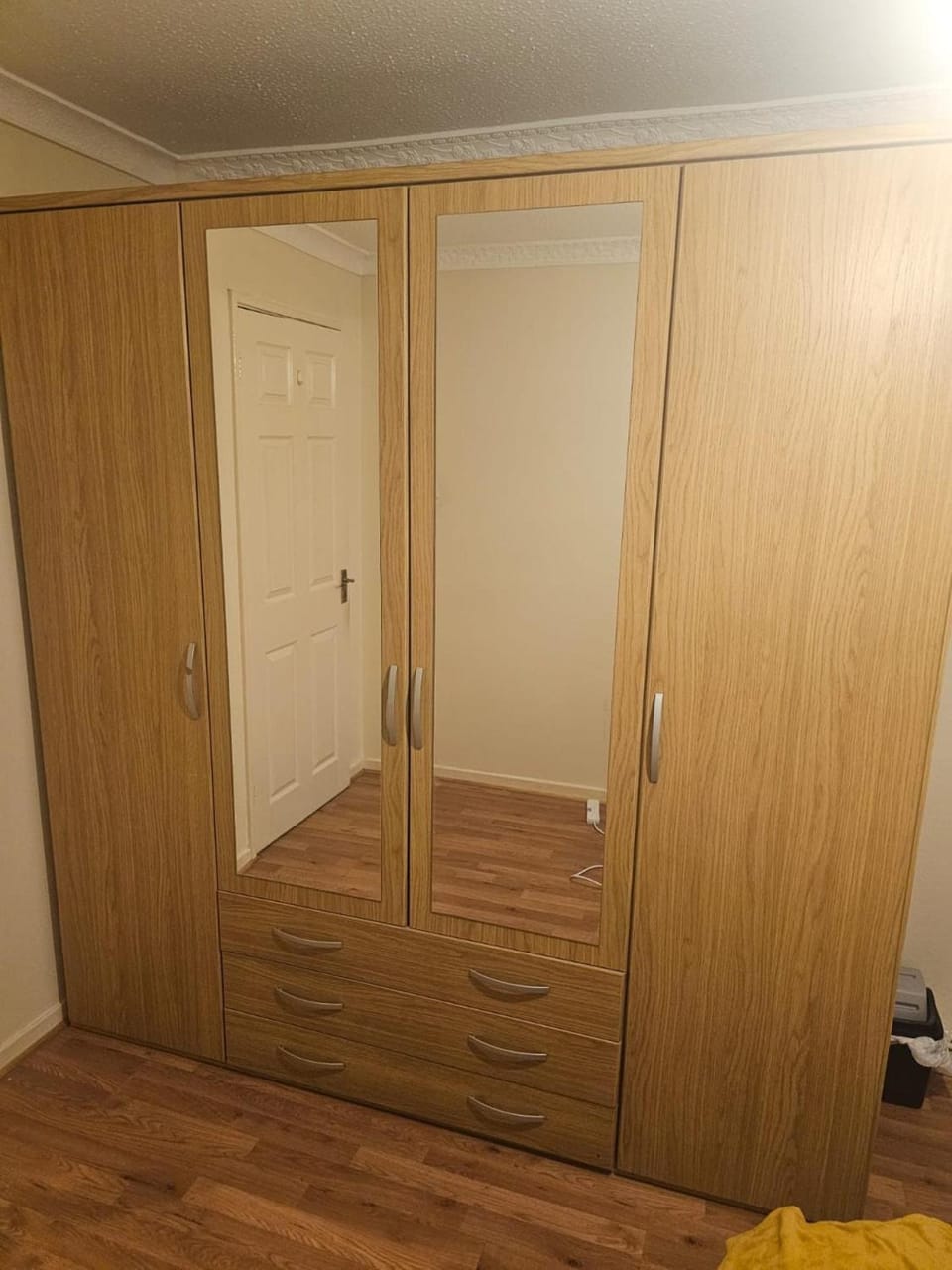 Bedroom, wardrobe