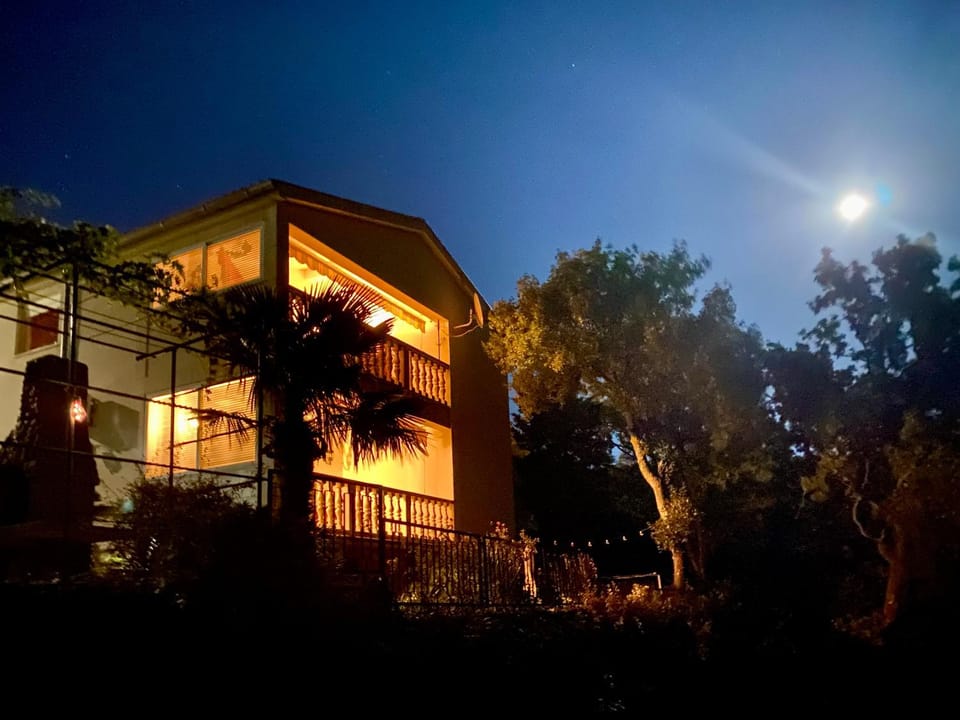 Property building, Night