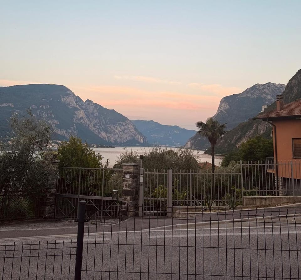 Casa Imelde al lago Apartment in Province of Lecco