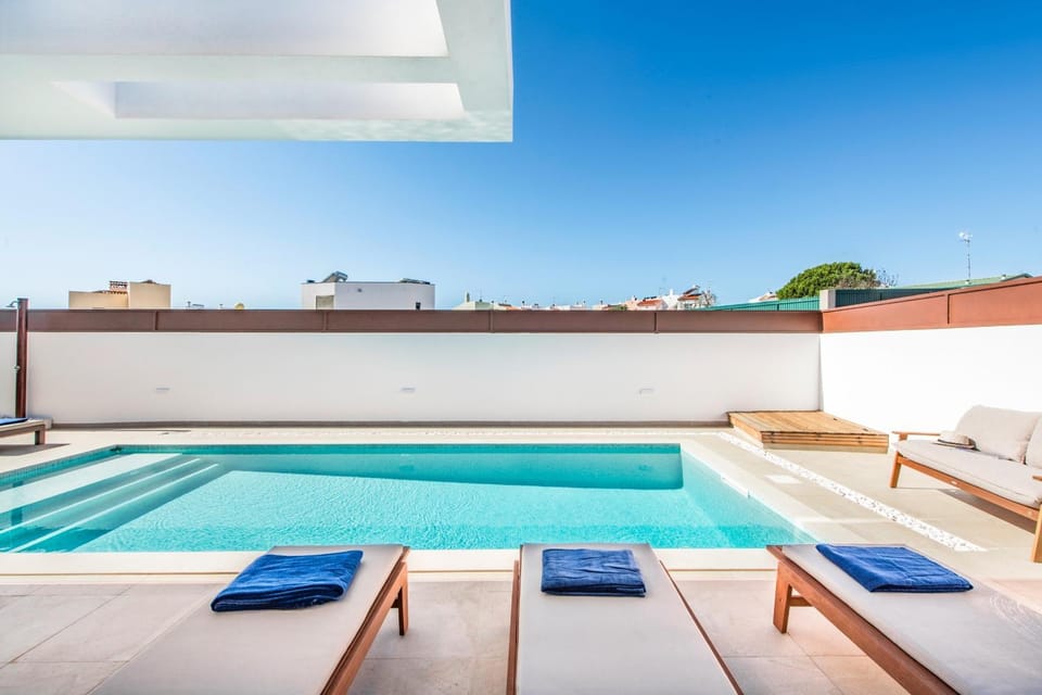 Marvi by Algarve Villa Holidays Villa in Porches