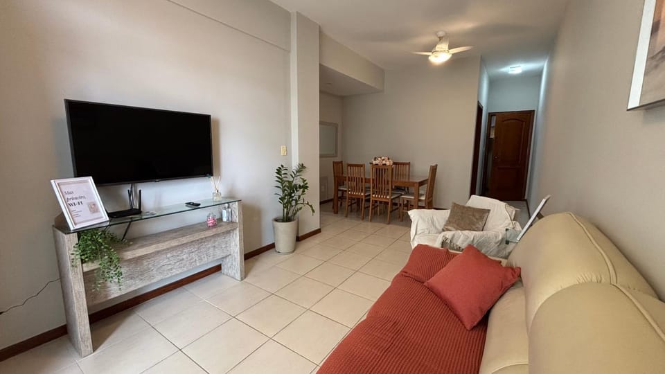 Communal lounge/ TV room, TV and multimedia, Living room, Seating area, Landmark view