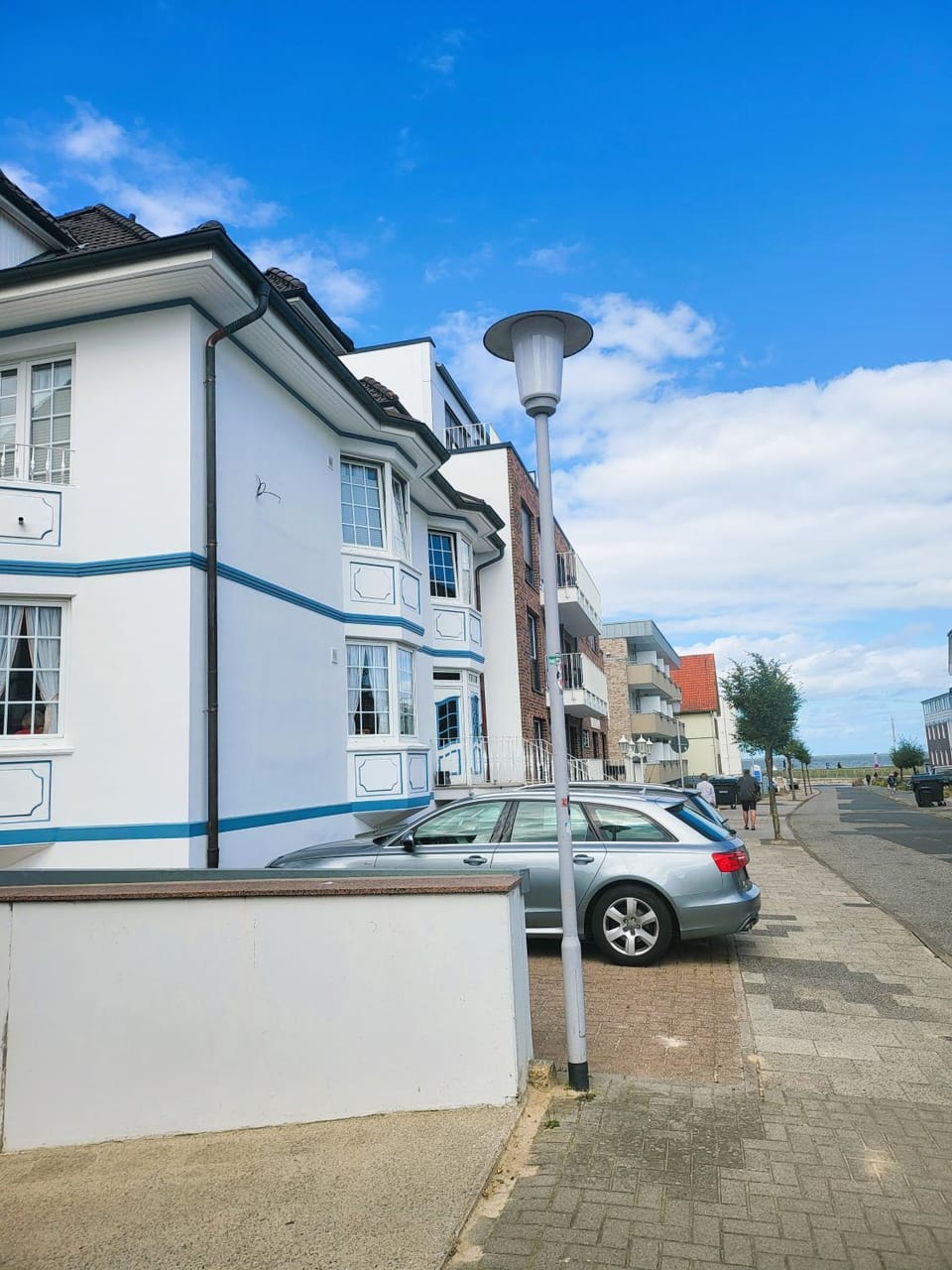 Property building, Street view