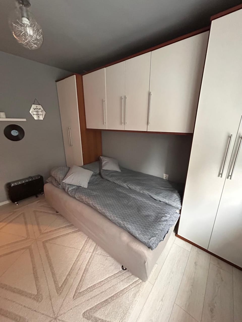 Bed, Photo of the whole room, Bedroom, wardrobe