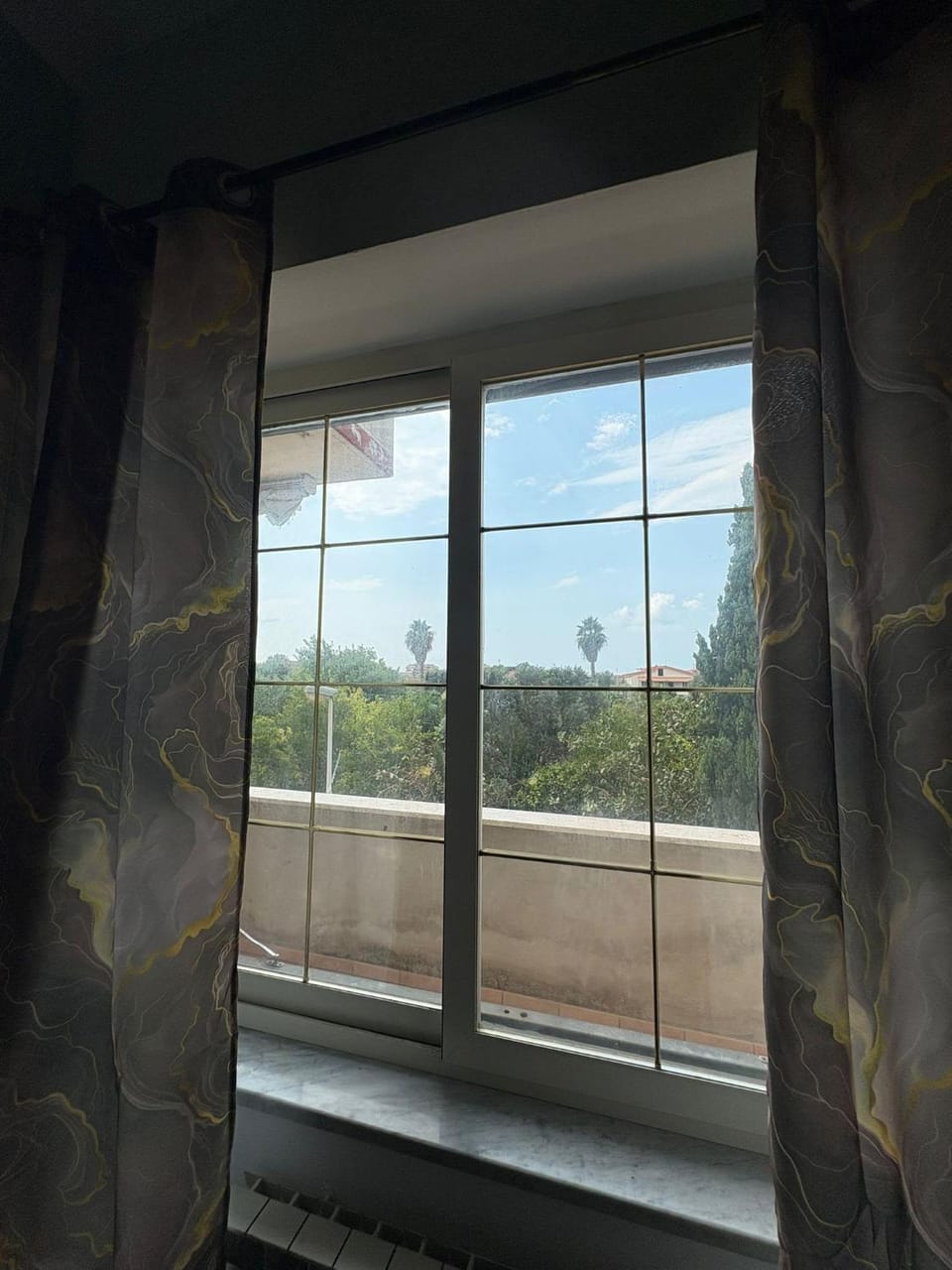 Airport view home Apartment in Fiumicino