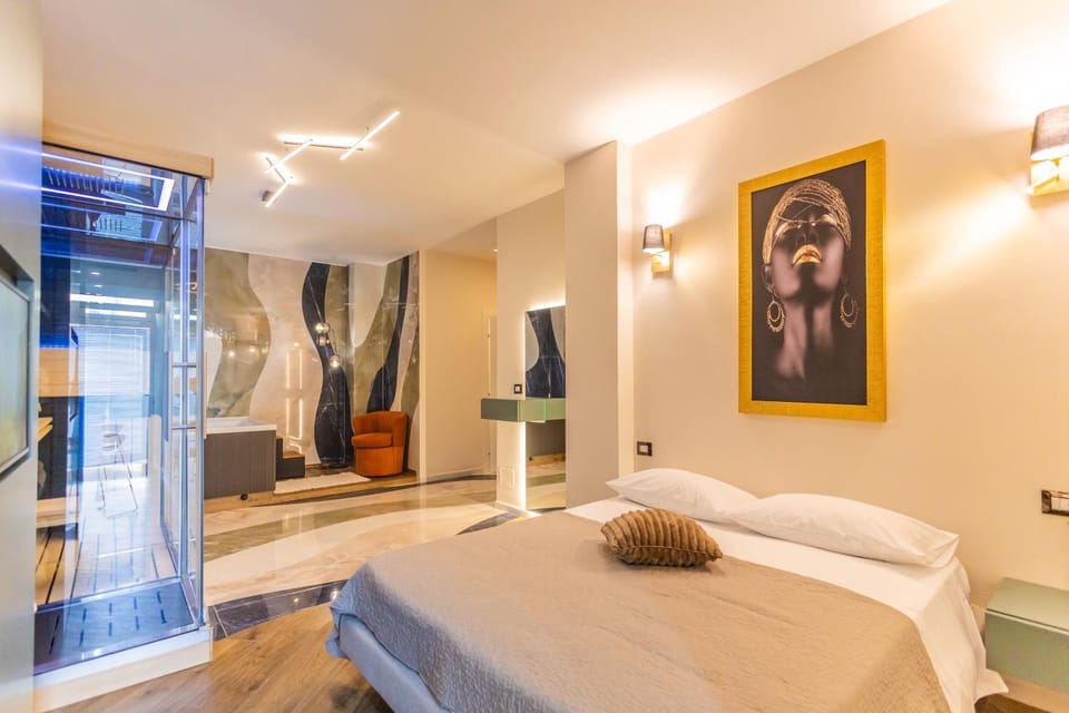 Bed, Photo of the whole room
