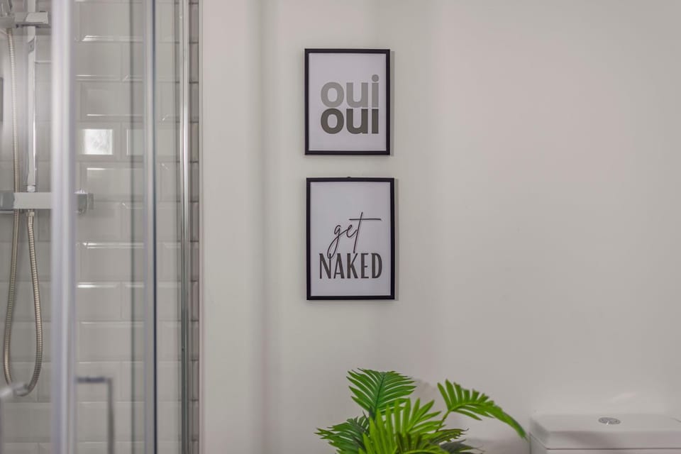 Luxe Ami Beh Large Group Apartment Apartment in Blackpool