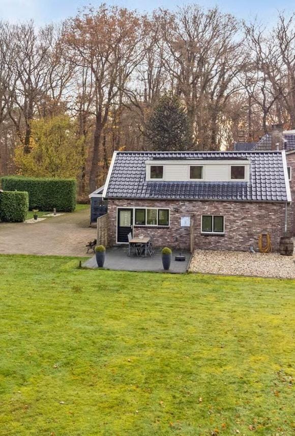 Property building, Garden, Garden view