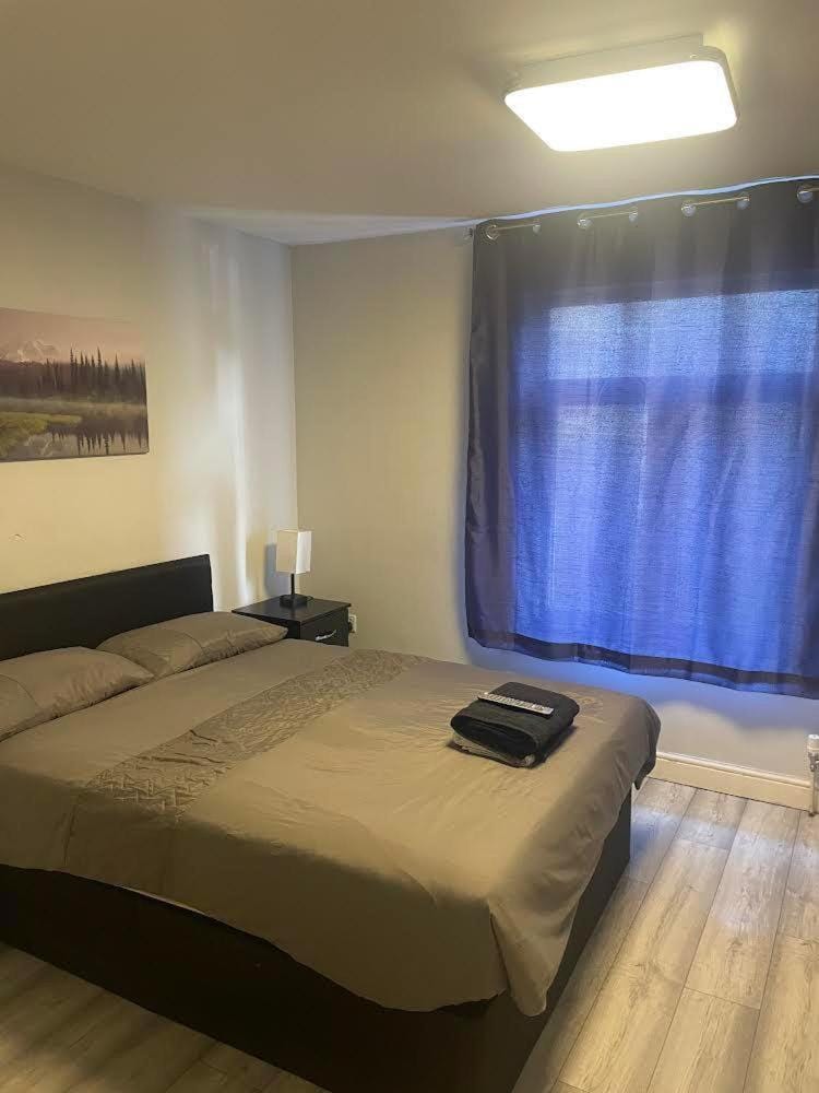Woolwich Ensuite Roomz Bed and Breakfast in London