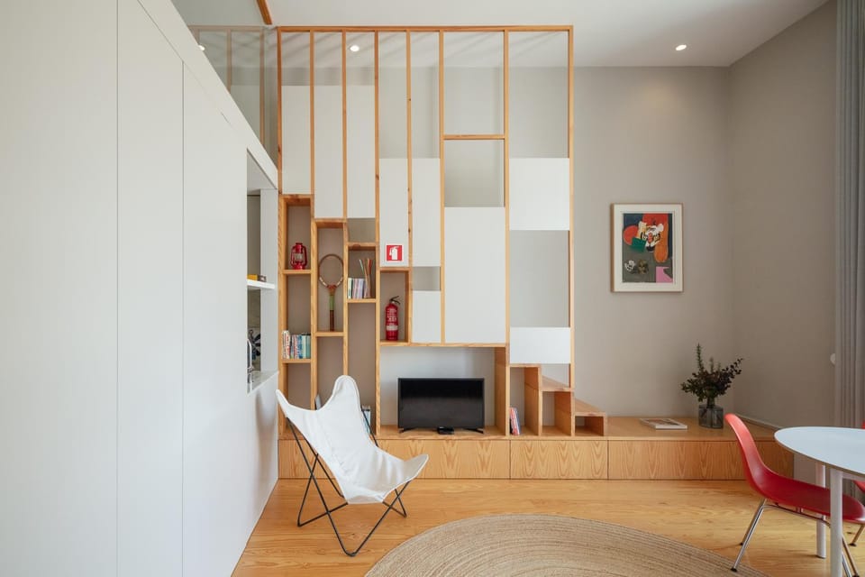 Library, TV and multimedia, Living room, Decorative detail, Seating area