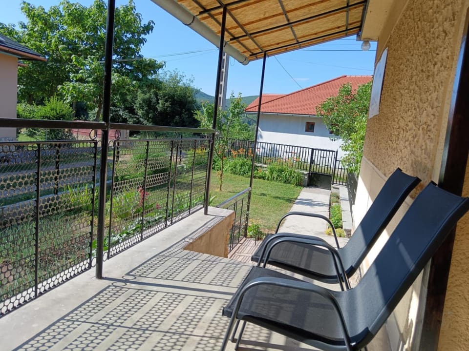 Patio, Balcony/Terrace
