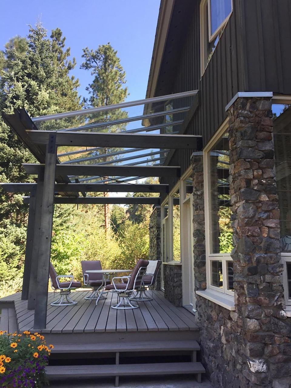 Property building, Patio, View (from property/room), Balcony/Terrace, Seating area, Dining area