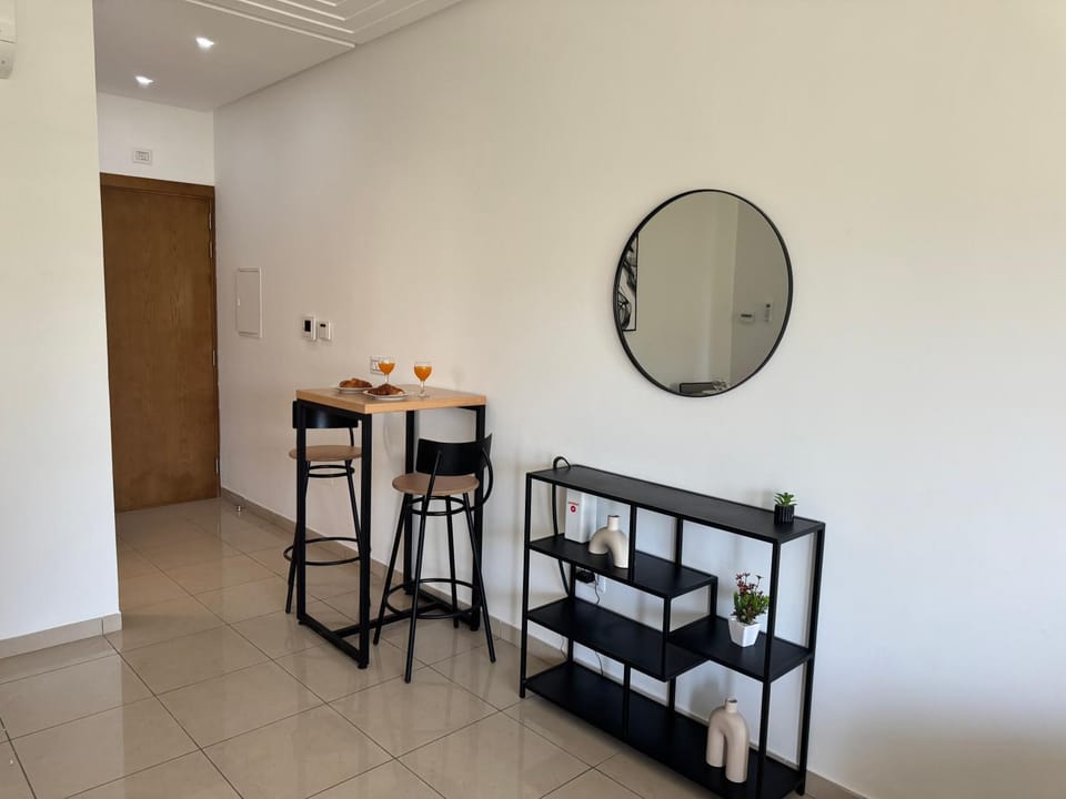 Apparement lumineux à 5 minutes de l aéroport Apartment in Tunis