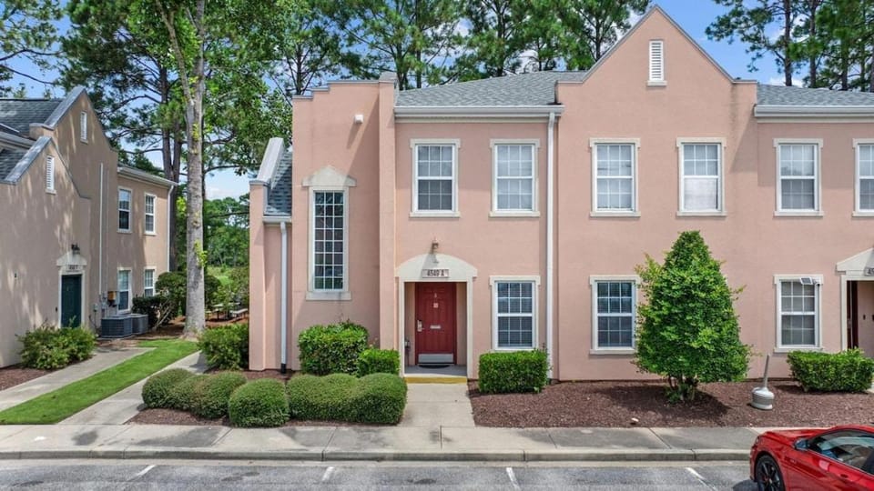 Myrtle Golf Escape At Legends-Pool-Pet Friendly House in South Carolina