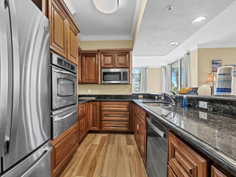 Destin West Osprey L-03 sleeps 10 near beach resort access House in Okaloosa Island