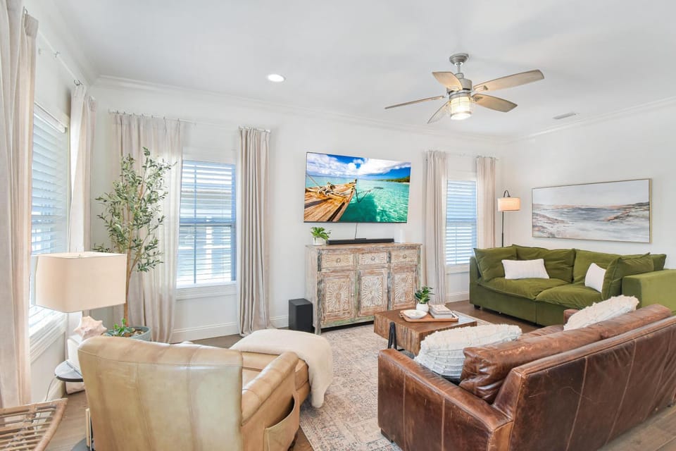 Marsh Views On Holly House in Saint Simons Island
