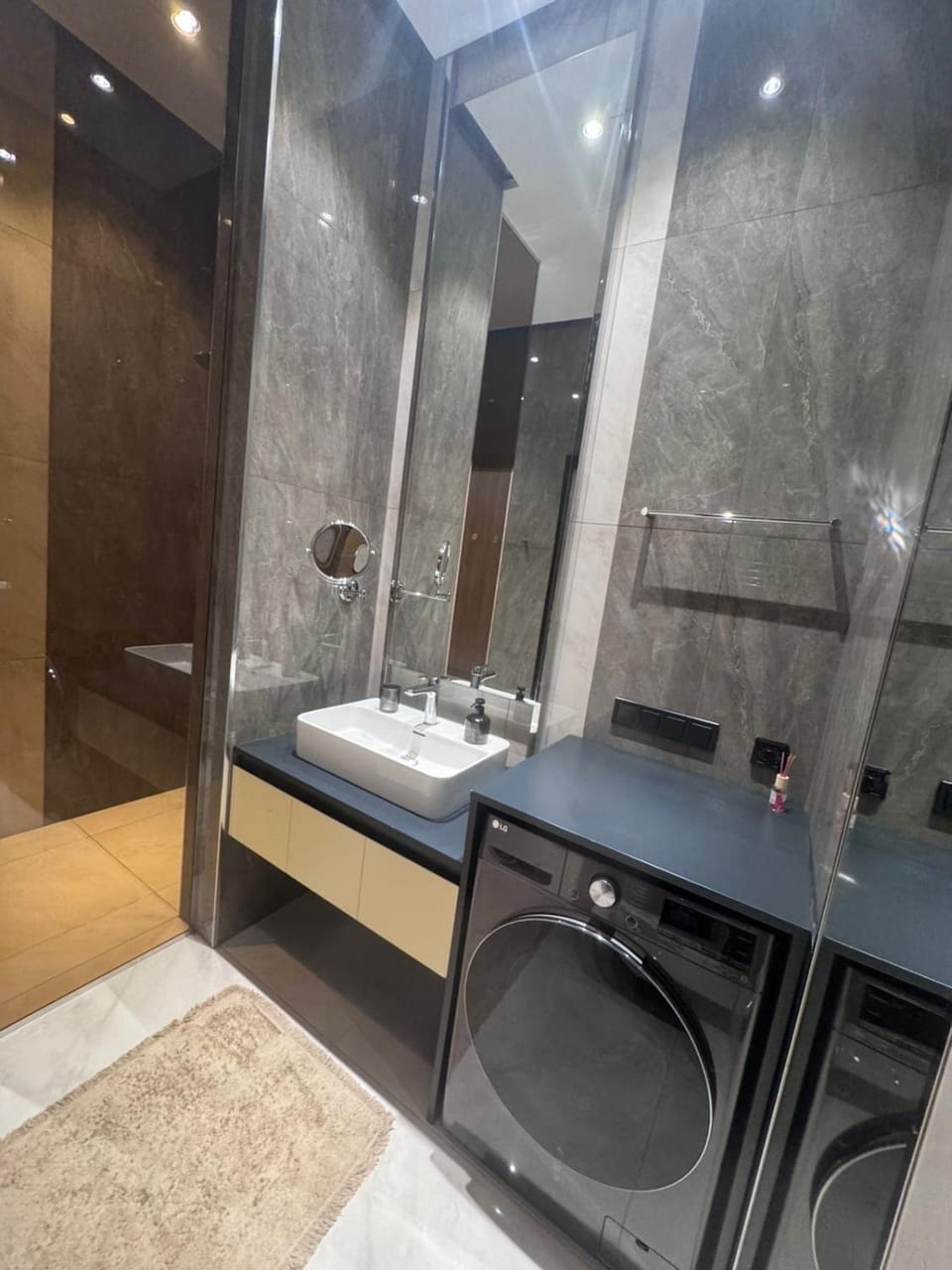 Shower, Bathroom