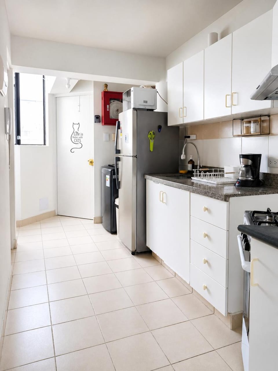 Kitchen or kitchenette