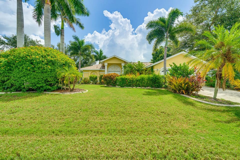 Near Sun Splash Waterpark: 'Coral Princess' Oasis House in Cape Coral