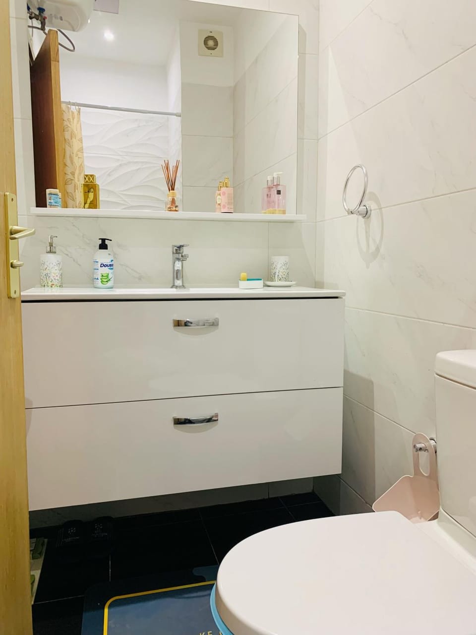 Toilet, Bathroom